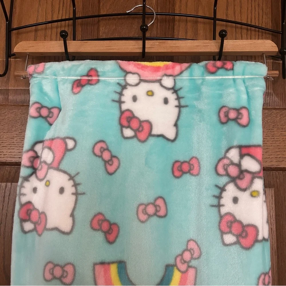 Hello Kitty hello kitty